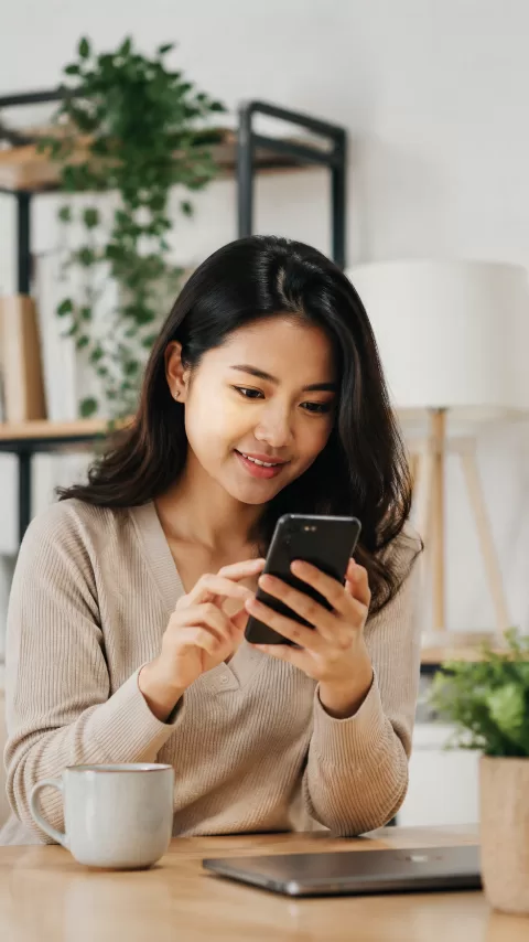 Panduan Aman Login Akun Aplikasi di avatar808